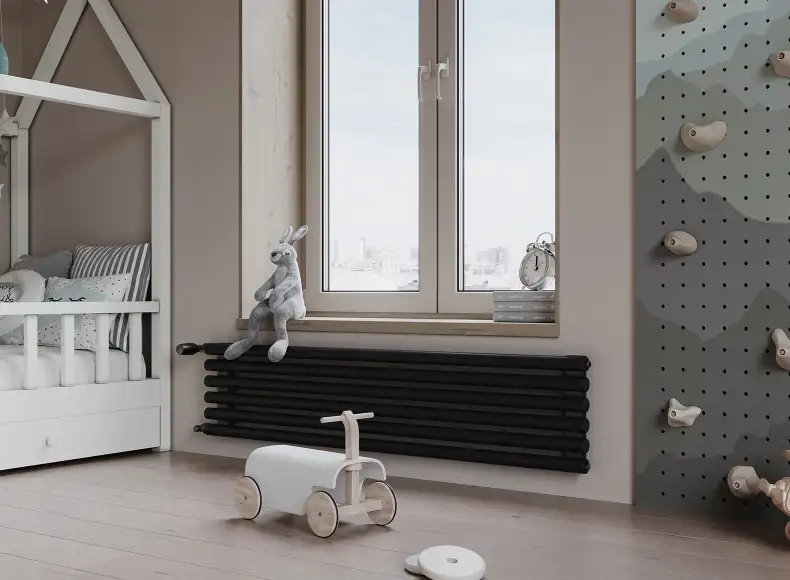 Трубчатый радиатор с круглой трубой 42 мм GUARDO TORRE 4D 390 мм высотой, 400 мм шириной, 7 секций, нижнее по краям подключение, 4D-0400-07 BK-VER R9005(G) черный глянец