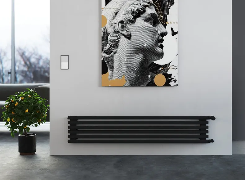 Трубчатый радиатор с квадратным профилем 30х30 GUARDO RETTA 3P 280 мм высотой, 700 мм шириной, 6 секций, нижнее по краям подключение, 3P-0700-06 BK-VER RAL9005 черный глянец