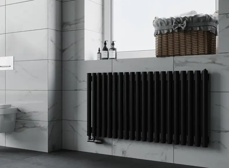 Трубчатый радиатор с круглой трубой 42 мм GUARDO TORRE 4D высотой 700 мм, 100 мм шириной, 2 секции, нижнее в крайних секциях подключение, 4D-0700-02 BK-GOR R9005(G) черный глянец