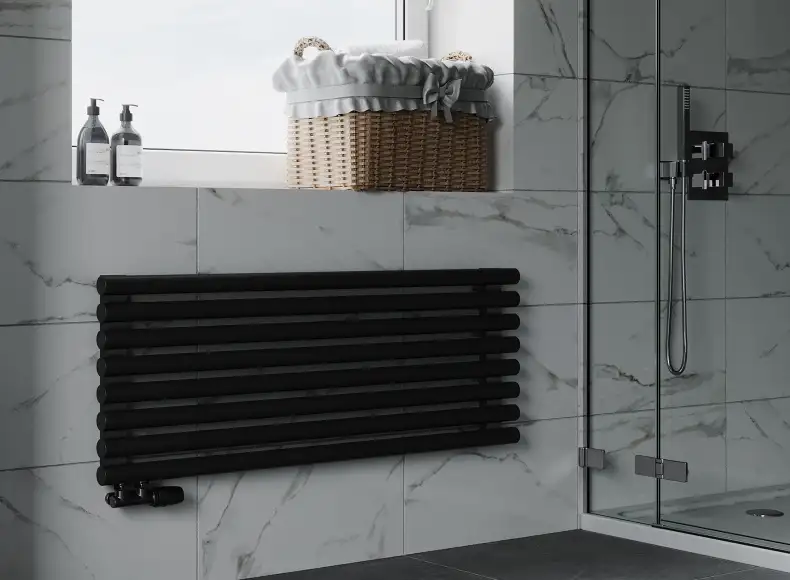 Трубчатый радиатор с круглой трубой 42 мм GUARDO TORRE 4D 448 мм высотой, 400 мм шириной, 8 секций, нижнее по краям подключение, 4D-0400-08 BK-VER R9005(G) черный глянец