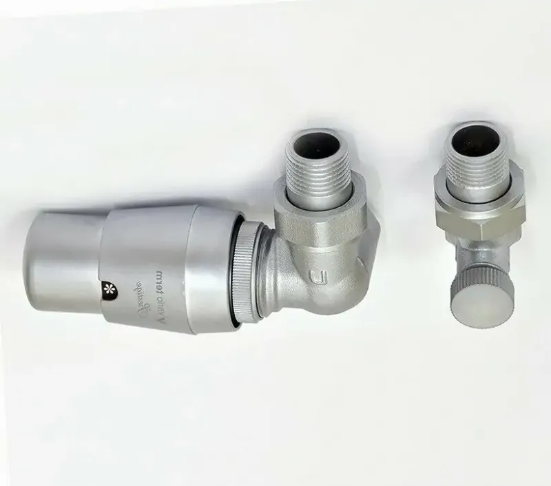 Комплект 3-х осевой правый VARIO TERM Master с термоголовкой Prestige (сатин)