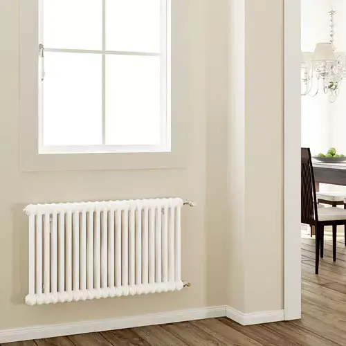 Стальной трубчатый радиатор Zehnder Charleston высотой 570 мм