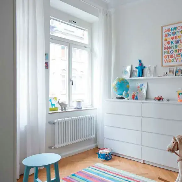 Трубчатый радиатор Zehnder Charleston высотой 370 мм