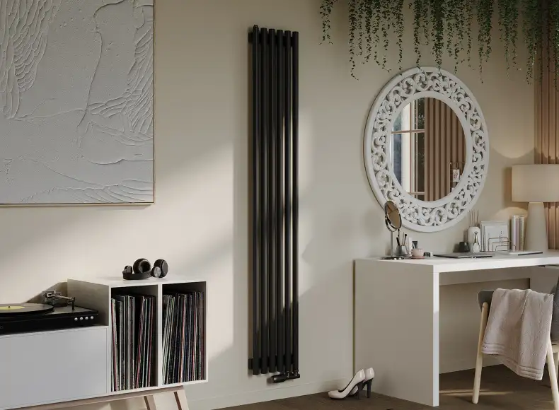 Трубчатый радиатор с круглой трубой 32 мм GUARDO TORRE 3D высотой 1800 мм, 82 мм шириной, 2 секции, нижнее в крайних секциях подключение, 3D-1800-02 BK-GOR R9005(G) черный глянец